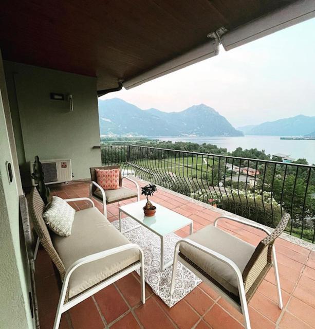Villa Casa Caponetti Costa Volpino Exterior foto
